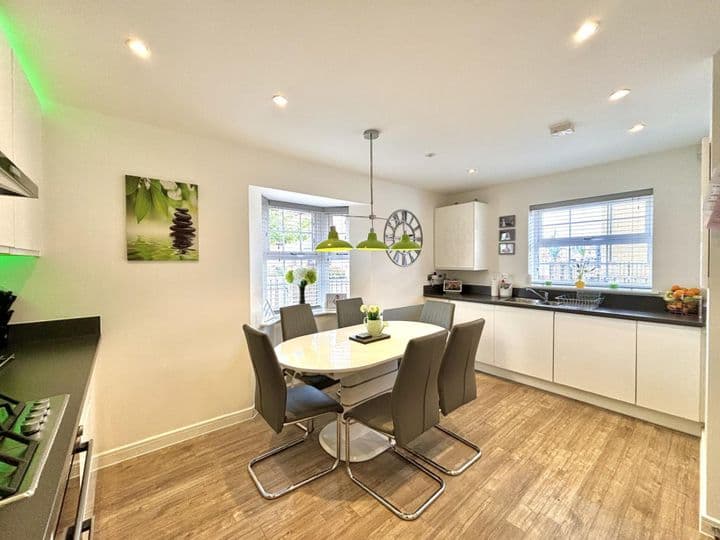 4 bedrooms house for sale in Biggleswade, United Kingdom - Image 8