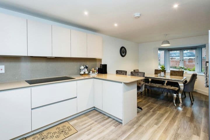 4 bedrooms house for sale in Tonbridge, United Kingdom - Image 5