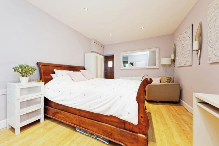 5 bedrooms house for sale in Ashford, United Kingdom - Image 8