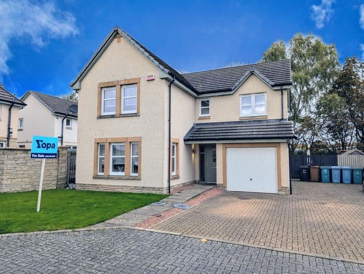 4 bedrooms house for sale in Coatbridge, United Kingdom - Image 2