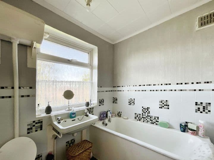 3 bedrooms house for sale in Doncaster, United Kingdom - Image 7