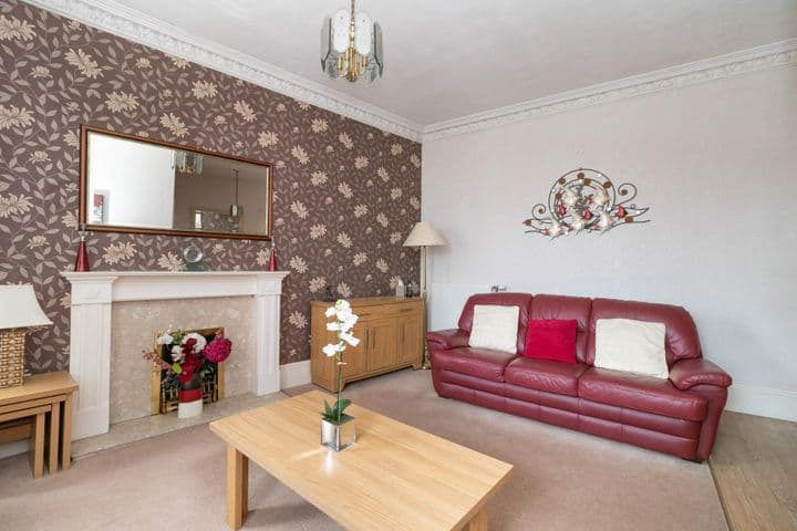 2 bedrooms apartment for sale in Dundee, United Kingdom - Image 4