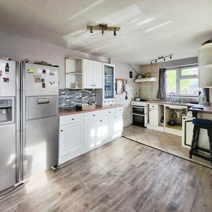 3 bedrooms house for sale in Wrexham County Borough, United Kingdom - Image 8