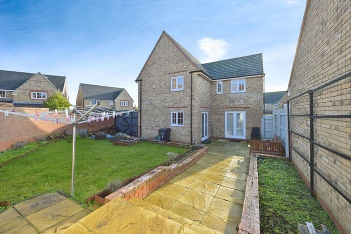 4 bedrooms house for sale in Corby, United Kingdom - Image 4