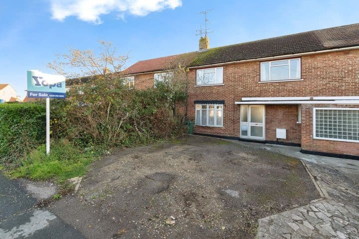 3 bedrooms house for sale in Basildon, United Kingdom - Image 2