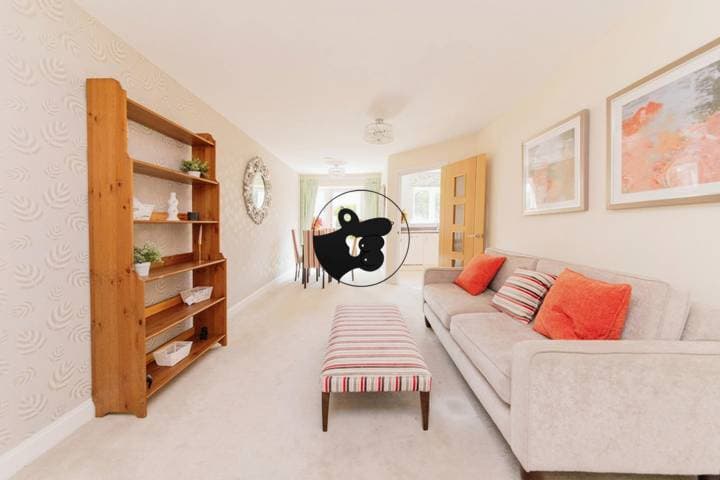 1 bedroom apartment for sale in Harrow, United Kingdom - Image 4