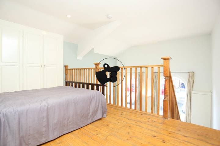 Apartment for sale in London, United Kingdom - Image 11