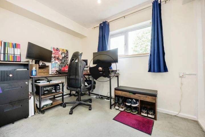 2 bedrooms apartment for sale in Leighton Buzzard, United Kingdom - Image 12