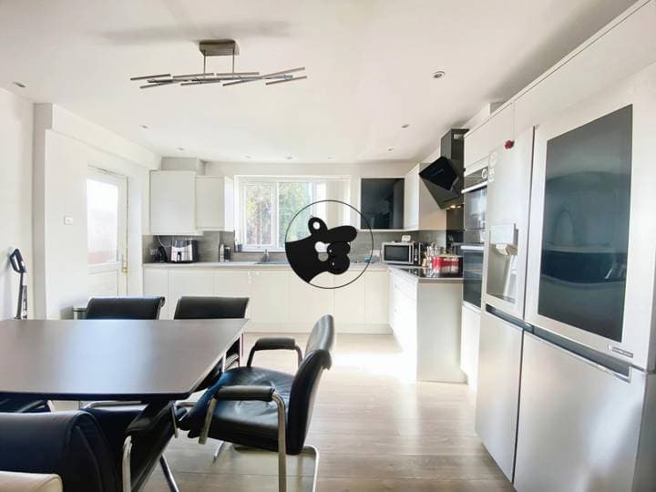 3 bedrooms house for sale in Manchester, United Kingdom - Image 5