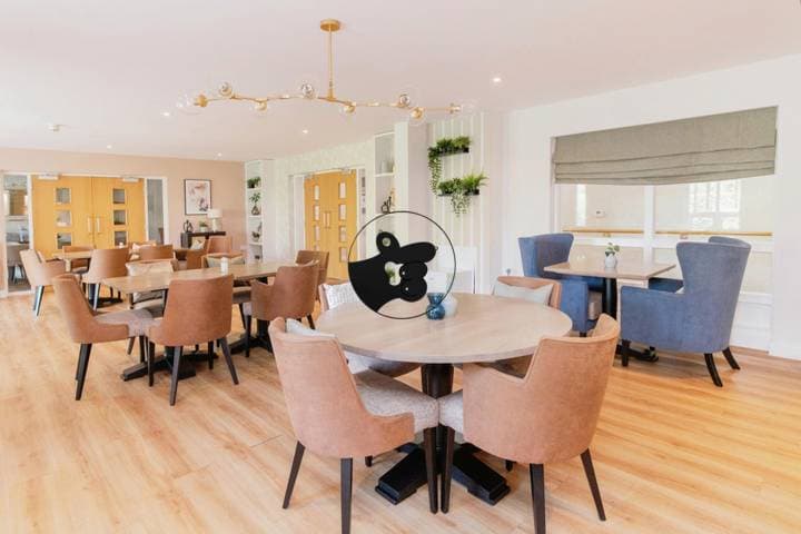 1 bedroom apartment for sale in Harrow, United Kingdom - Image 7