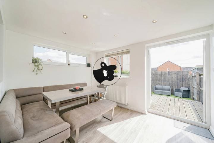 3 bedrooms house for sale in Newton-Le-Willows, United Kingdom - Image 2