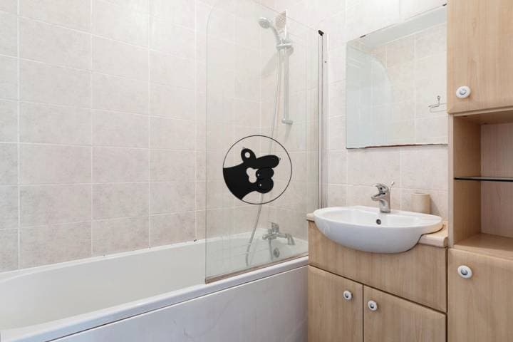 2 bedrooms apartment for sale in London, United Kingdom - Image 14