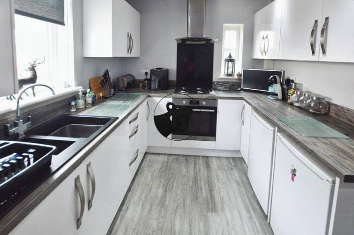 2 bedrooms apartment for sale in Glasgow, United Kingdom - Image 6