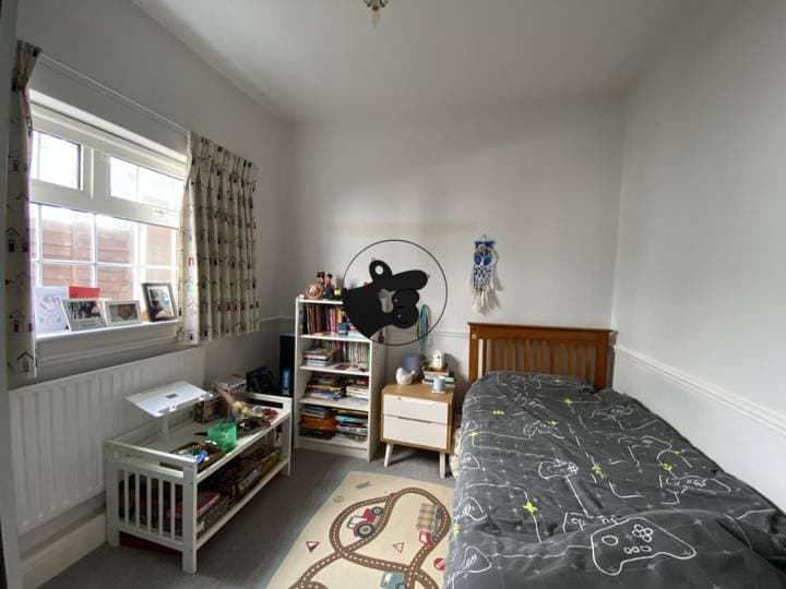 3 bedrooms apartment for sale in Westcliff-On-Sea, United Kingdom - Image 14