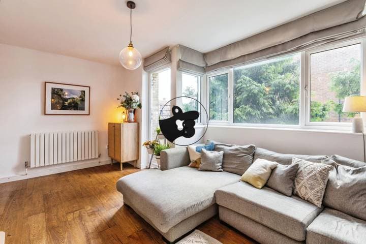 3 bedrooms apartment for sale in London, United Kingdom - Image 7