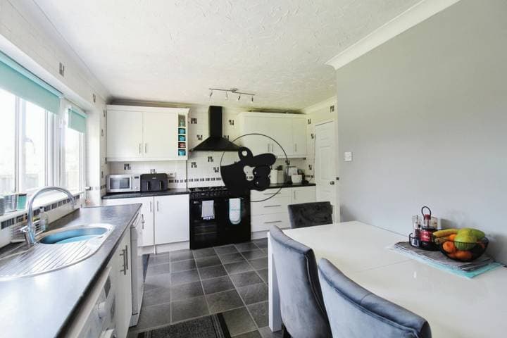 3 bedrooms house for sale in Norwich, United Kingdom - Image 8