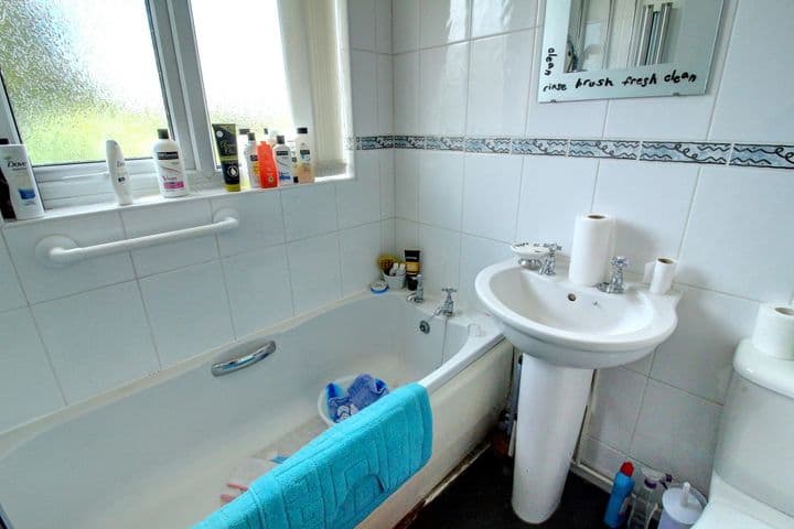 3 bedrooms house for sale in Leicester, United Kingdom - Image 10