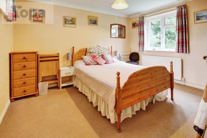 4 bedrooms house for sale in Stowmarket, United Kingdom - Image 9