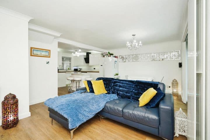 4 bedrooms house for sale in Sale, United Kingdom - Image 5