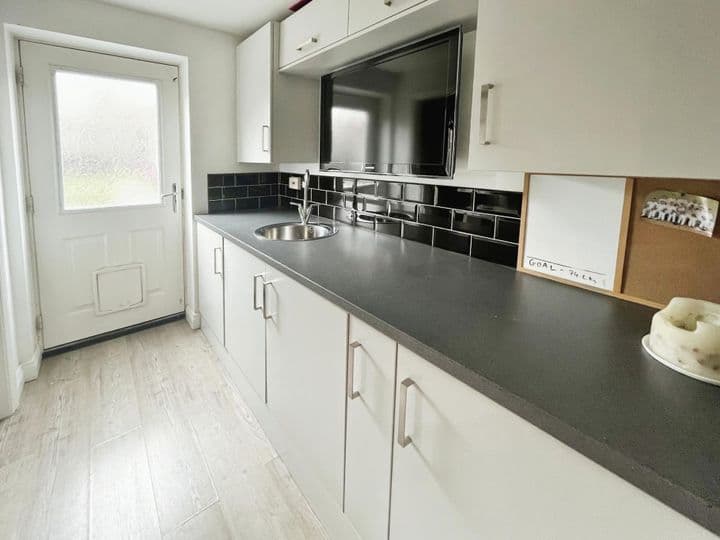 3 bedrooms house for sale in Stoke-On-Trent, United Kingdom - Image 9