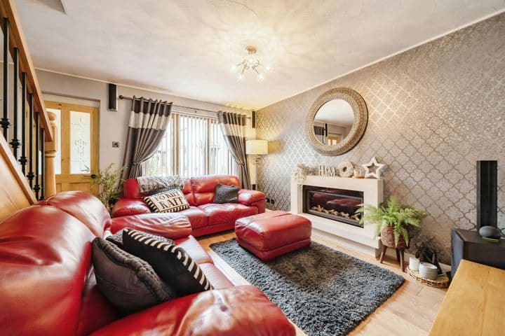 2 bedrooms house for sale in Warrington, United Kingdom - Image 2