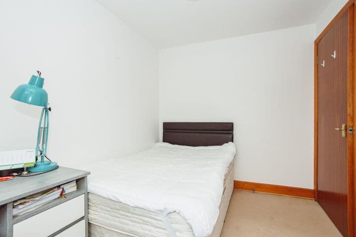 2 bedrooms apartment for sale in Dumfries and Galloway, United Kingdom - Image 9