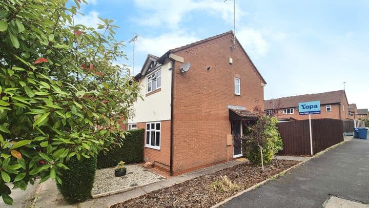 2 bedrooms house for sale in Stafford, United Kingdom - Image 2