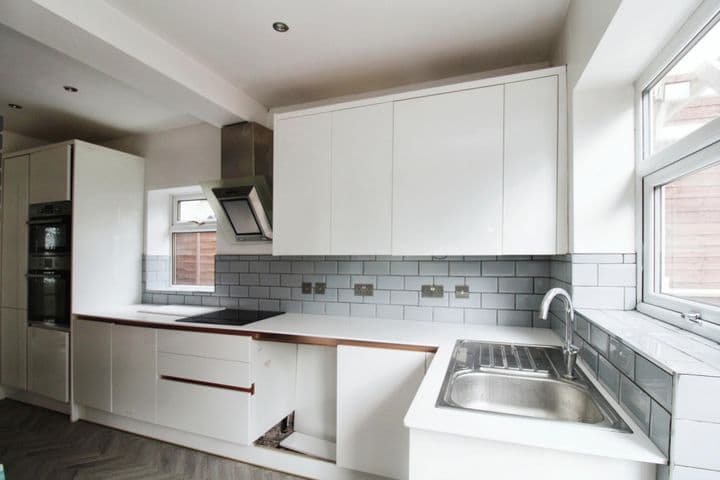 3 bedrooms house for sale in Birmingham, United Kingdom - Image 10