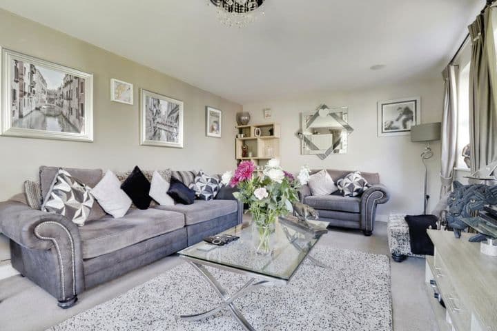 4 bedrooms house for sale in Ibstock, United Kingdom - Image 3