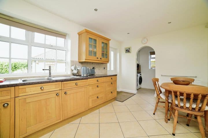 4 bedrooms house for sale in Gilberdyke, United Kingdom - Image 3