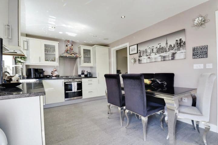 4 bedrooms house for sale in Ibstock, United Kingdom - Image 2