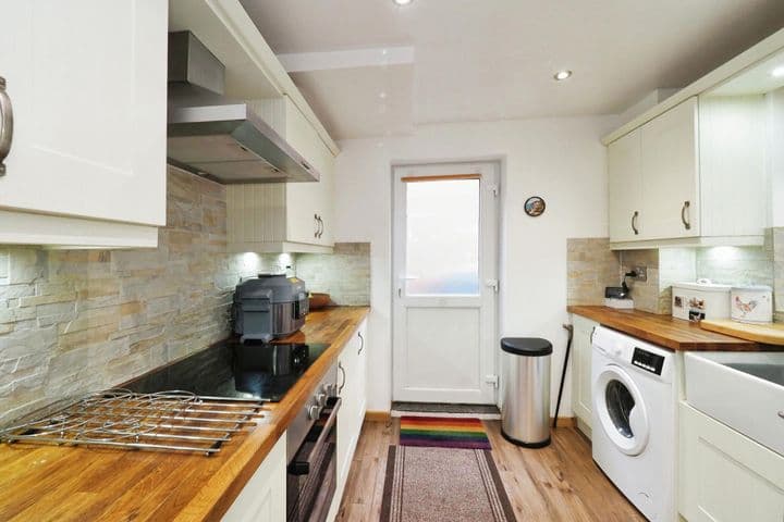 3 bedrooms house for sale in Nottingham, United Kingdom - Image 3