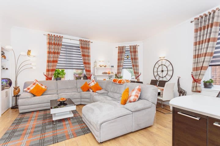 3 bedrooms apartment for sale in Dumfries and Galloway, United Kingdom - Image 6