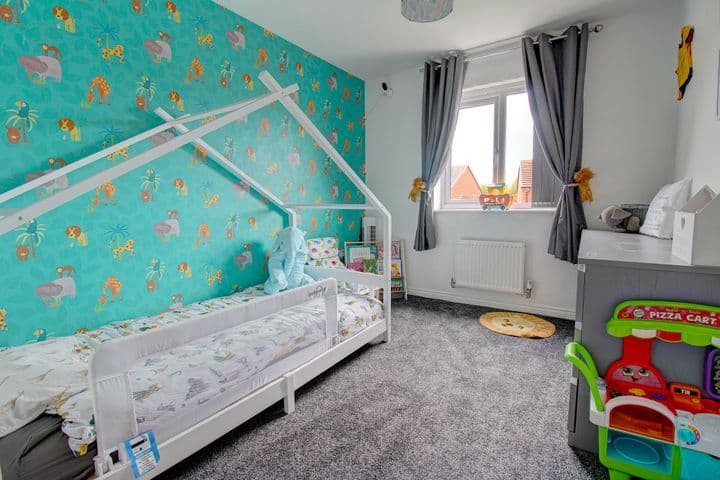 3 bedrooms house for sale in Norton Canes, United Kingdom - Image 10