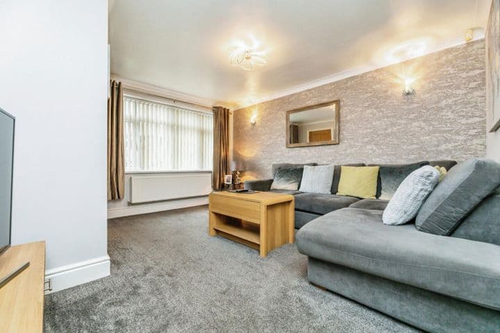 3 bedrooms house for sale in Barnsley, United Kingdom - Image 6