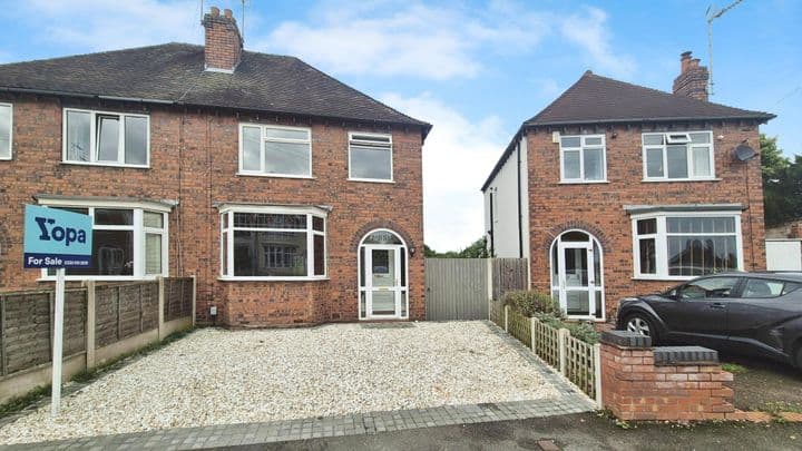 3 bedrooms house for sale in Stafford, United Kingdom - Image 2