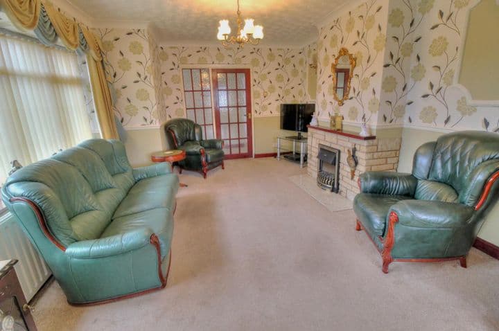 2 bedrooms house for sale in Dudley, United Kingdom - Image 5