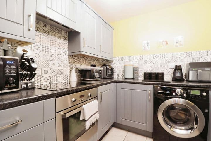 2 bedrooms apartment for sale in Chelmsford, United Kingdom - Image 10