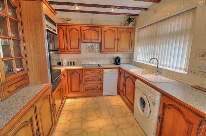 2 bedrooms house for sale in Dudley, United Kingdom - Image 8