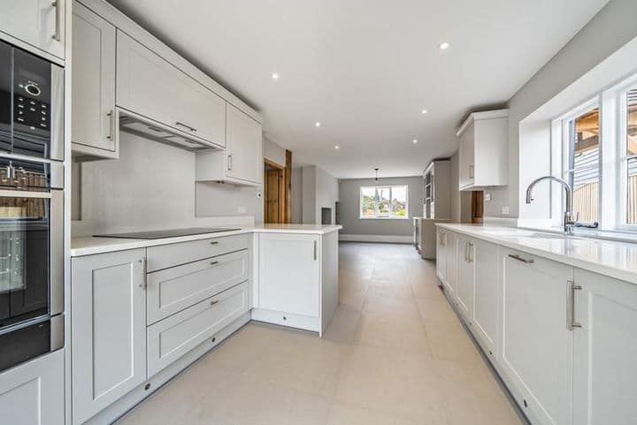 5 bedrooms house for sale in Canterbury, United Kingdom - Image 4