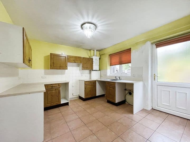 2 bedrooms house for sale in Liverpool, United Kingdom - Image 5