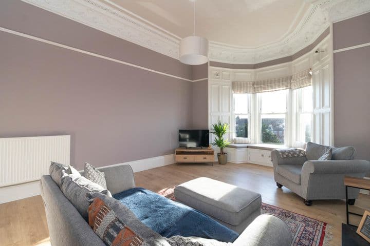 2 bedrooms apartment for sale in Dundee, United Kingdom - Image 5