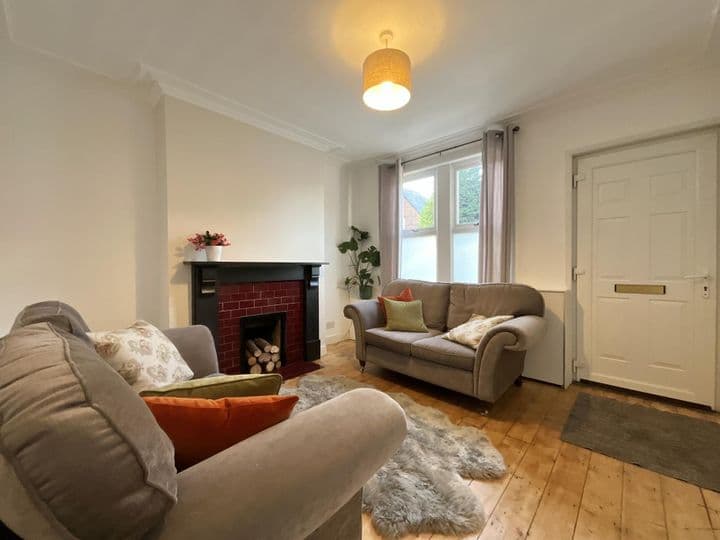 3 bedrooms house for sale in Nottingham, United Kingdom - Image 3