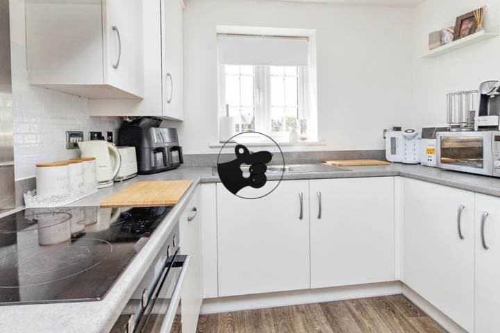 3 bedrooms house for sale in Bedford, United Kingdom - Image 3