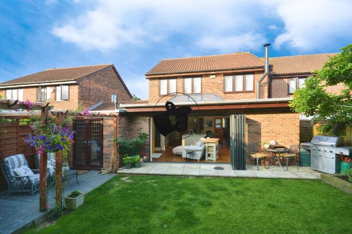 3 bedrooms house for sale in Welwyn Garden City, United Kingdom - Image 30