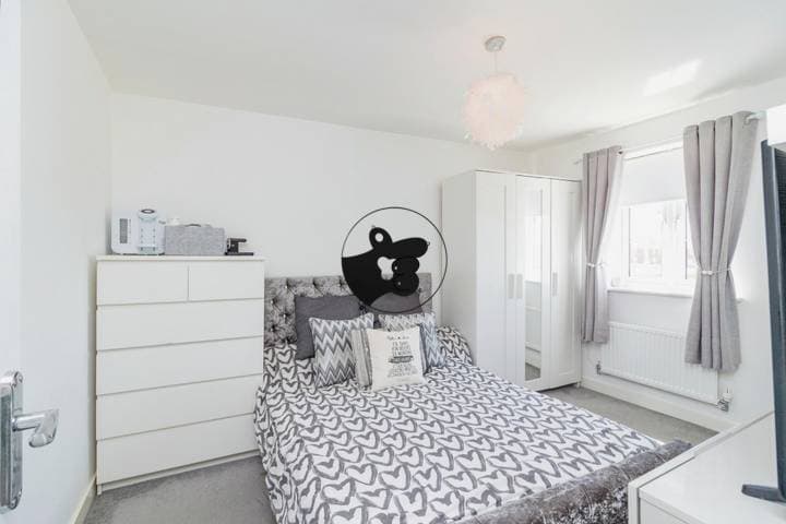 3 bedrooms house for sale in Bedford, United Kingdom - Image 10