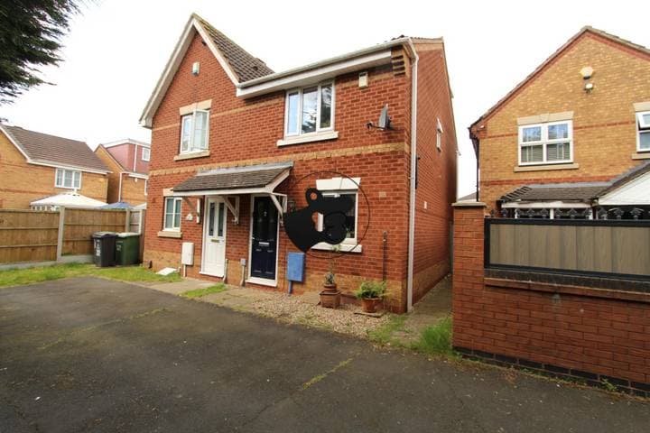 3 bedrooms house for sale in Walsall, United Kingdom - Image 2