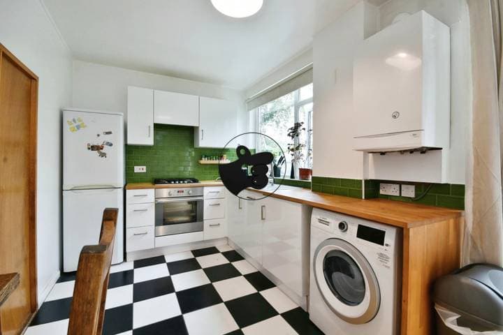 2 bedrooms house for sale in Manchester, United Kingdom - Image 7