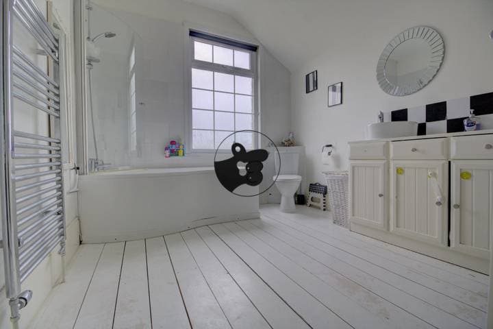 2 bedrooms house for sale in Dover, United Kingdom - Image 9