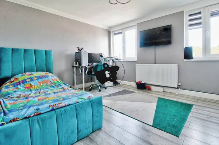 3 bedrooms house for sale in Romford, United Kingdom - Image 13